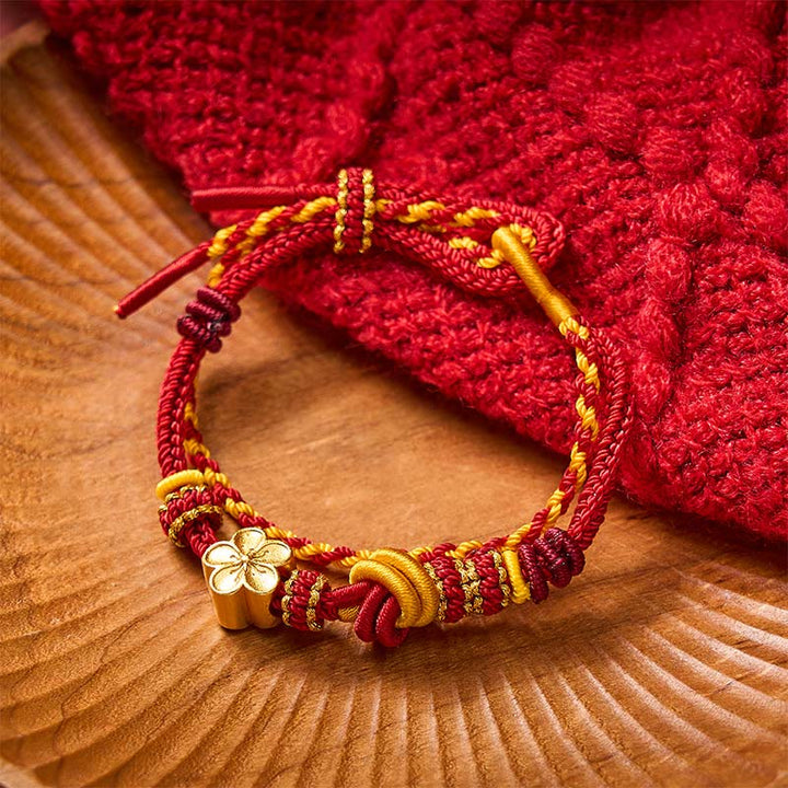 Buddha Stones Verstelbare Armband met gevlochten bloemmotief en dubbele wikkeling. - Rood met bloemaccessoire - image 0