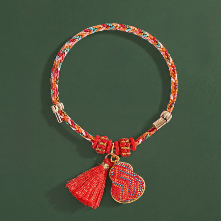 Buddha Stones Vijfkleurige rode koord lied brokaat kalebas Armband - Rood (zelfde kleurtint – patroon varieert) - image 0