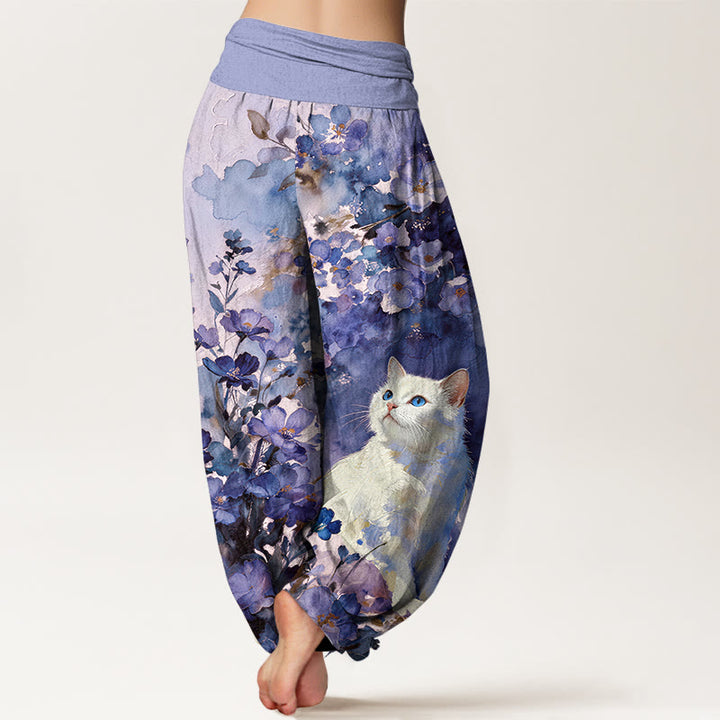 Buddha Stones Harembroek voor dames van 100% Cotton met bloemen- en kattenprint in wit en elastische Taille . - image 9