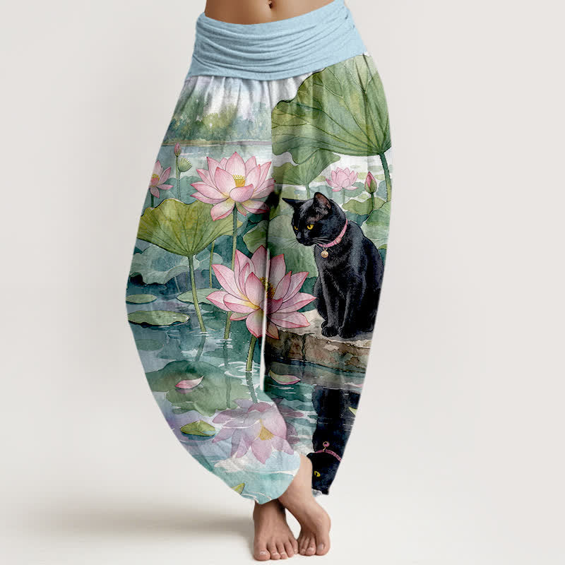 Buddha Stones Harembroek voor dames met elastische Taille, gemaakt van 100% Cotton met lotus- en zwarte kattenprint. - Lichtblauw - US16, UK/AU20, EU48 (3XL) - image 0