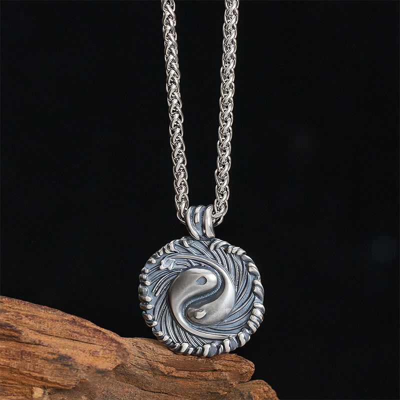 Buddha Stones Ronde Ketting met koperen Yin Yang koi-vis balansketting - image 1