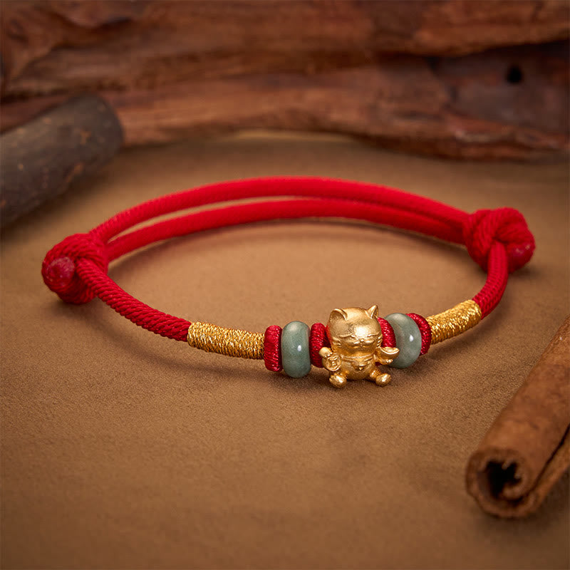Buddha Stones Handgeweven armband met rode koordjes en gelukskatjes- Armband. - image 1