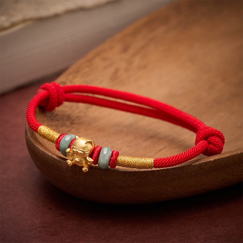 Buddha Stones Handgeweven armband met rode koordjes en gelukskatjes- Armband. - image 2