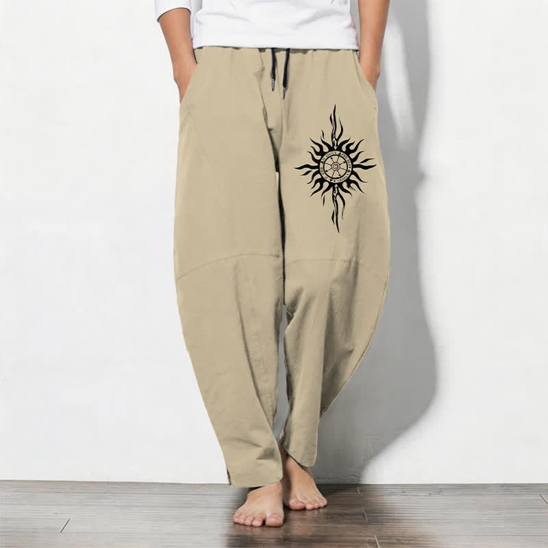 Buddha Stones Getailleerde herenbroek van 100% Cotton met tribaal zonnepatroon, trekkoord en Zakken. - Lichtgoudenroede - US/UK/AU50, EU60 (5XL) - image 0