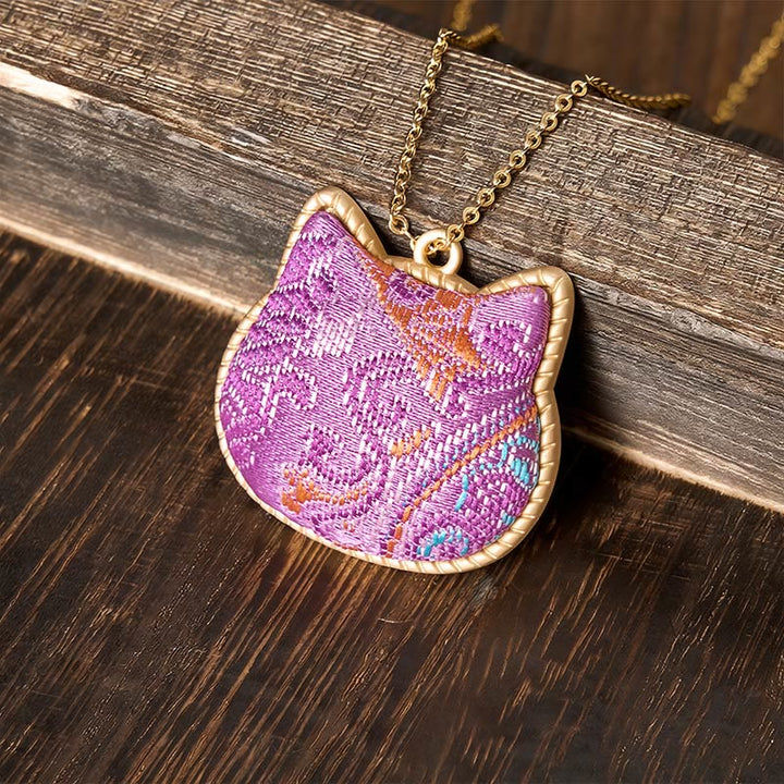 Buddha Stones Chinese Song-brocade Kattenkop Koper Harmonische Verbinding Ketting - Lichtroze (zelfde kleurtint – patroon kan variëren) - image 0