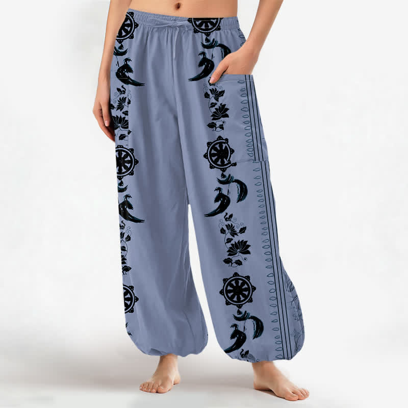Buddha Stones Katoenen Boheemse harembroek voor dames met dharmawiel, lotus-OM-streepmotief en elastische Taille , inclusief Zakken. - Lichtstaalblauw - US16, UK/AU20, EU48 (3XL) - image 0