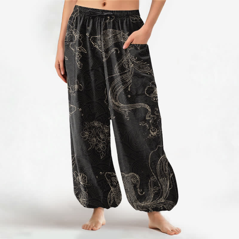 Buddha Stones Dames harembroek met elastische Taille en Zakken , met katoenen koi-vis bloemenpatroon. - Zwart - US16, UK/AU20, EU48 (3XL) - image 0