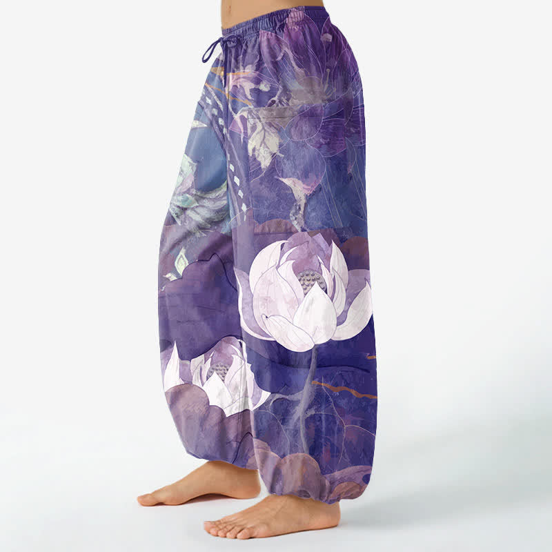 Buddha Stones Witte katoenen harembroek voor dames met lotusbladprint, elastische Taille en Zakken. - image 11