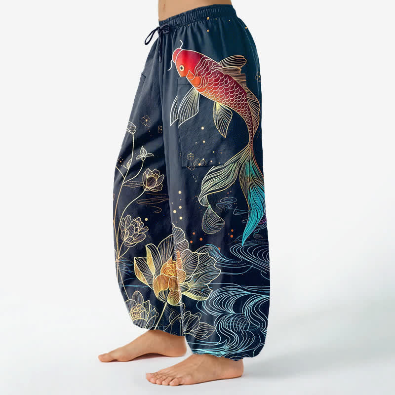 Buddha Stones Dames harembroek met elastische Taille en Zakken , bedrukt met katoenen koivissen en lotusbloemen. - image 1
