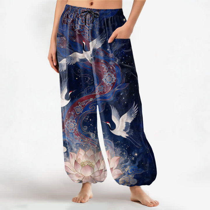 Buddha Stones Dames harembroek met elastische Taille en Zakken , versierd met een kraanvogel- en lotusmotief. - Marine - US16, UK/AU20, EU48 (3XL) - image 7