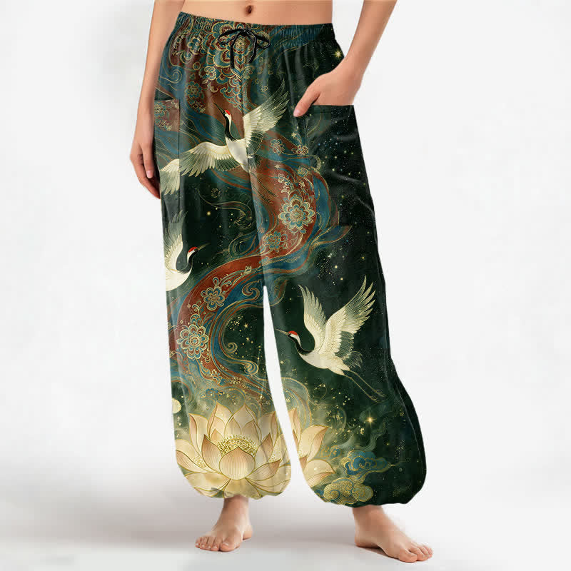 Buddha Stones Dames harembroek met elastische Taille en Zakken , versierd met een kraanvogel- en lotusmotief. - Donkergroen - US16, UK/AU20, EU48 (3XL) - image 10