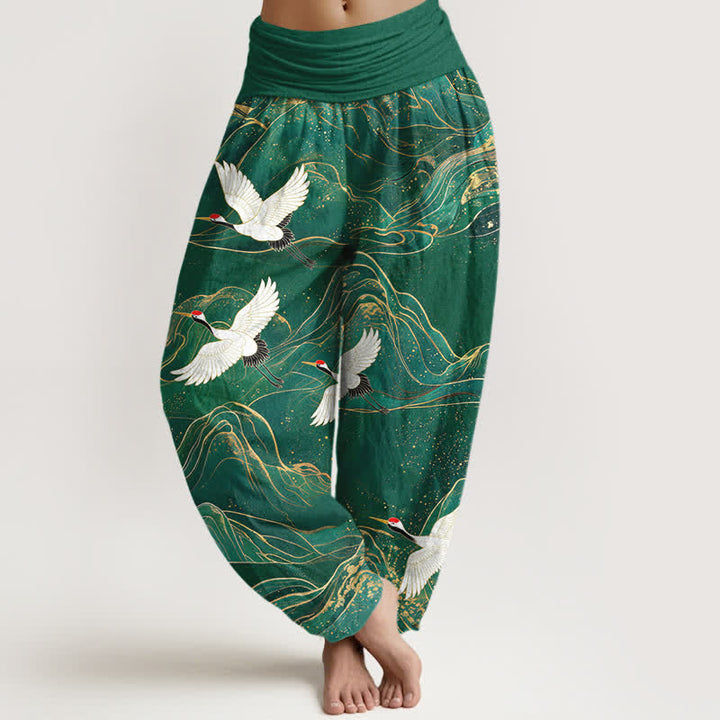Buddha Stones Dames harembroek met elastische Taille en oosters kraanvogel- en bergpatroon. - Bosgroen - US16, UK/AU20, EU48 (3XL) - image 0