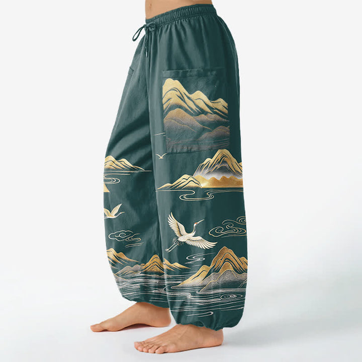 Buddha Stones Dames harembroek met elastische Taille en Zakken , met katoenen print van een sereen landschap en kraanvogels. - image 11