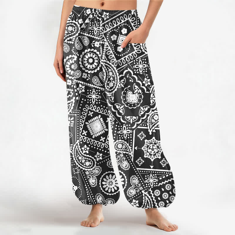 Buddha Stones Dames harembroek met elastische Taille en Zakken , in Boheemse stijl met paisley-bandana-patroon. - Zwart - US16, UK/AU20, EU48 (3XL) - image 0