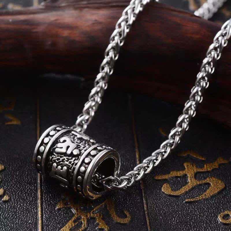 Buddha Stones Titanium stalen cilindervormige Ketting met reliëfversiering van Om Mani Padme Hum voor bescherming en wijsheid. - Om Mani Padme Hum - image 0