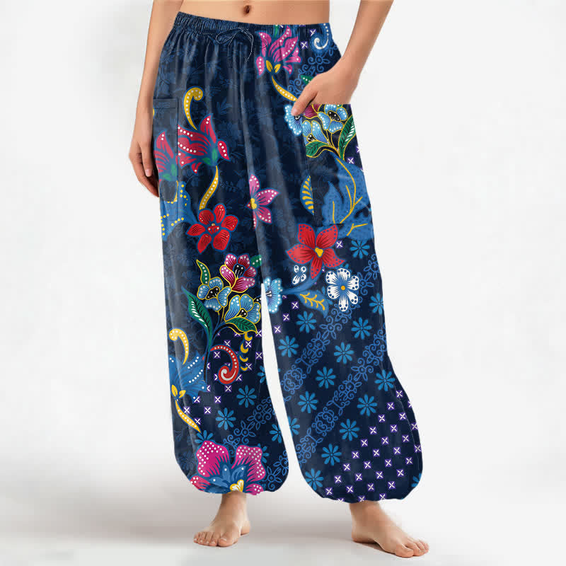 Buddha Stones Dames harembroek met elastische Taille en Zakken , gemaakt van katoen met een etnisch bloemen- en geometrisch patroon. - Marine - US16, UK/AU20, EU48 (3XL) - image 0