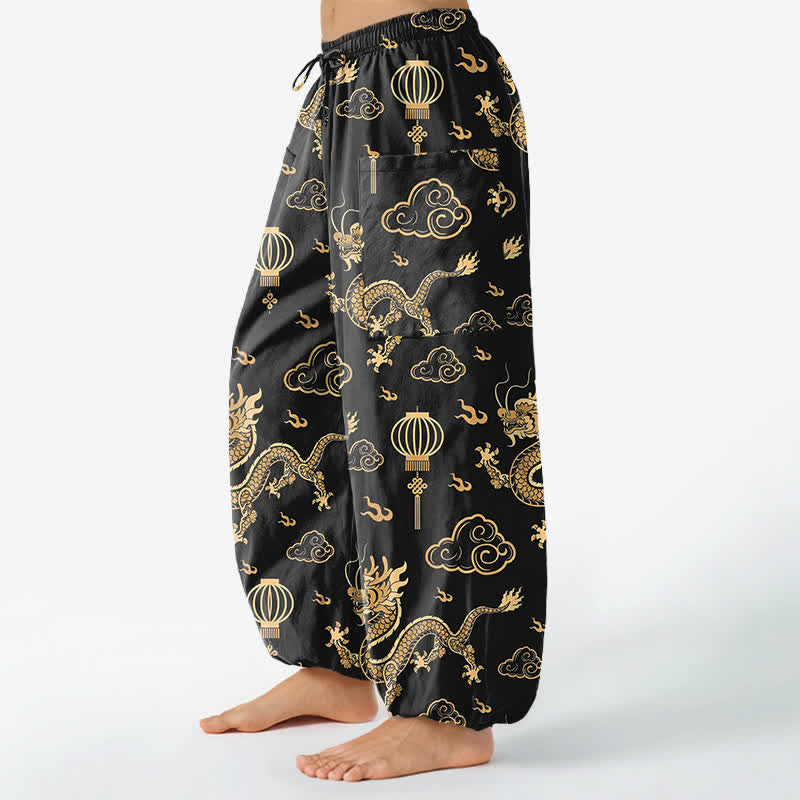 Buddha Stones Dames harembroek met elastische Taille en Zakken , met gouden drakenlantaarnpatroon. - image 1