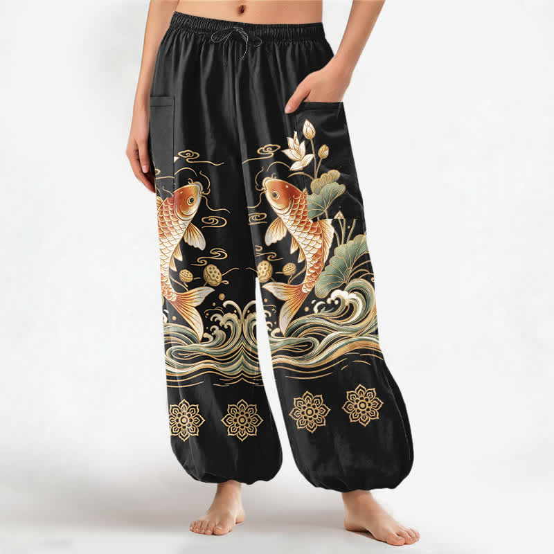 Buddha Stones Katoenen dames harembroek met elastische Taille en Zakken , met gouden koi- en lotusgolfpatroon. - Zwart - US16, UK/AU20, EU48 (3XL) - image 0