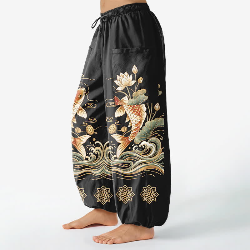 Buddha Stones Katoenen dames harembroek met elastische Taille en Zakken , met gouden koi- en lotusgolfpatroon. - image 1