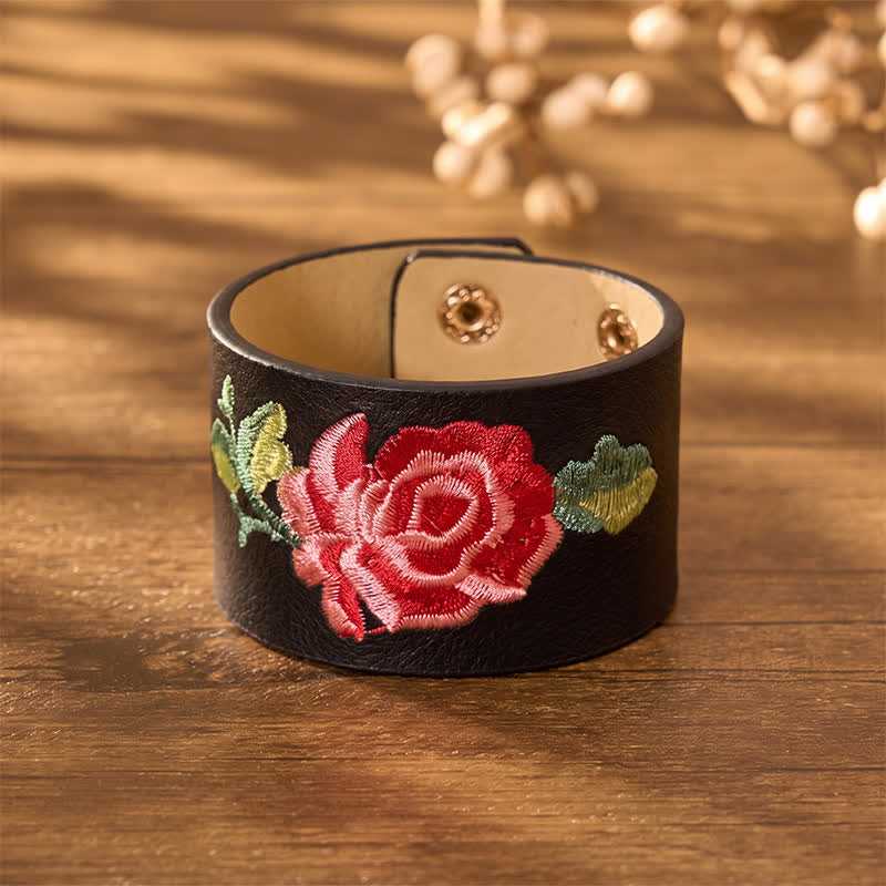Buddha Stones Leren Armband met geborduurde roos en brede beschermende gesp - image 1