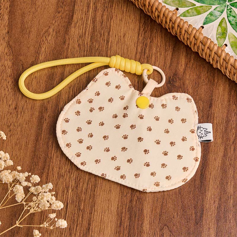 Buddha Stones Portemonnee met geel-wit kattenpootafdrukjes en schattige drukknoopsluiting - Patroon met pootafdrukken van een geel kitten (ongeveer 13 x 10 cm) - image 0