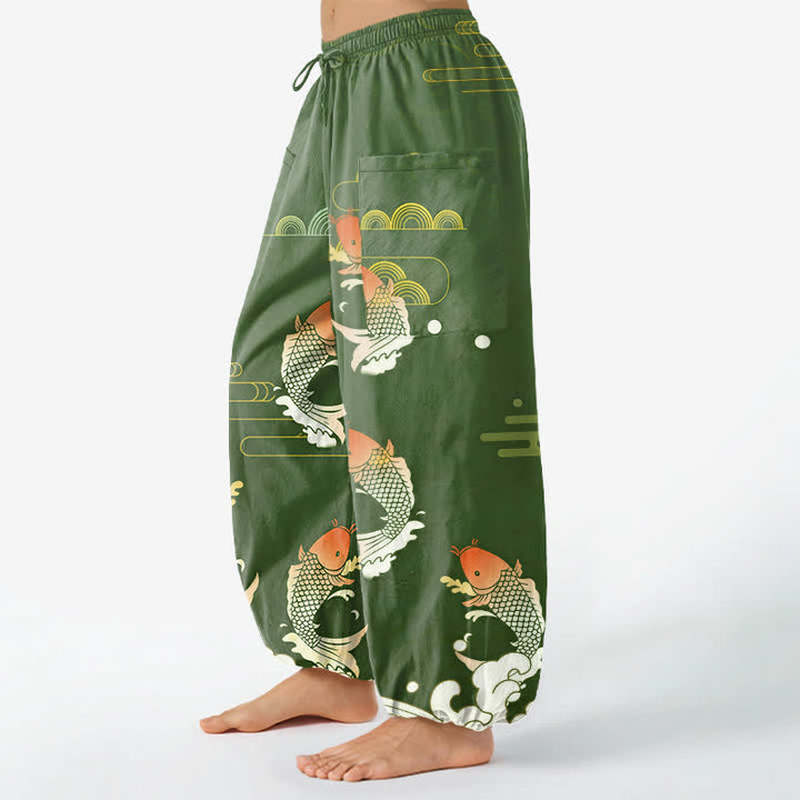 Buddha Stones Dames harembroek met elastische Taille en Zakken , gemaakt van katoen met een rood koi-waterpatroon. - image 11