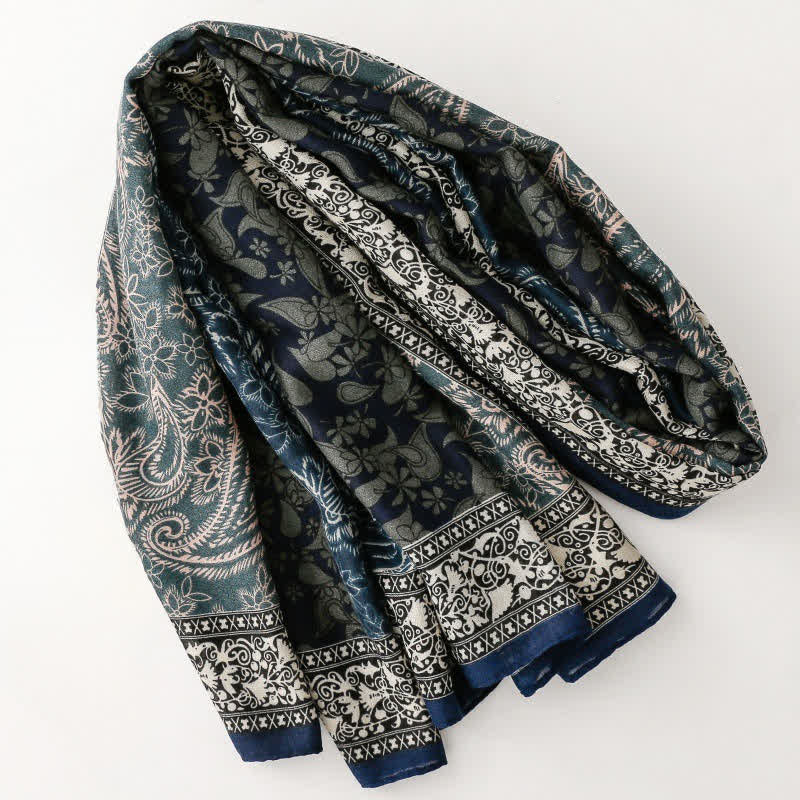 Buddha Stones Herfst/winter sjaal voor dames met paisley- en bloemenprint en rand. - image 2