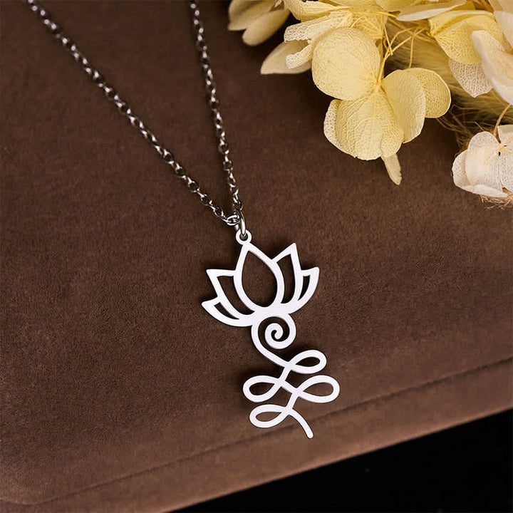 Buddha Stones Minimalistische hanger met uitgesneden lotusbloem van titaniumstaal, een zogenaamde &
