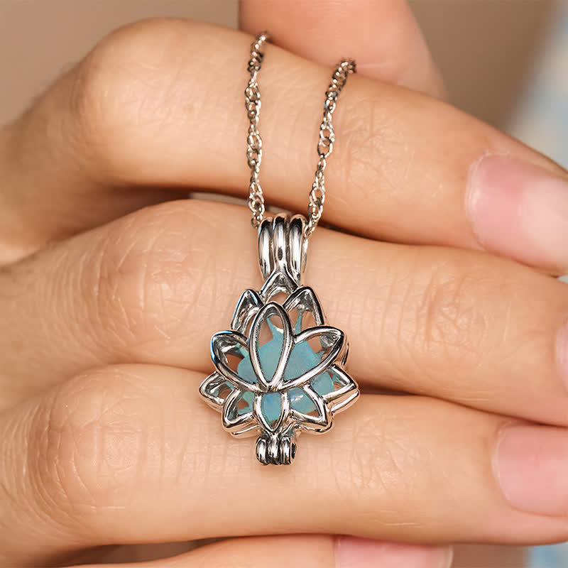 Buddha Stones Aquamarijnkleurige titanium stalen lotus vredeshanger Ketting - image 5