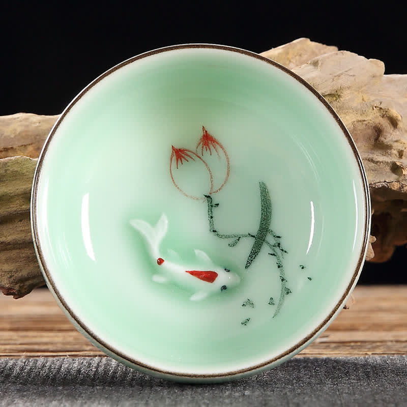 Buddha Stones Handbeschilderde keramische Theekopje met koi-vis en lotusmotief, symbool van voorspoed. - Twee Lotus - image 1