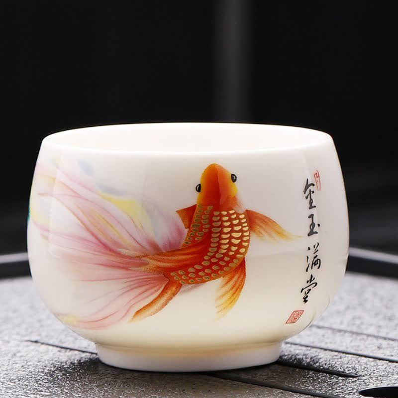 Buddha Stones Witte porseleinen Theekopje met handbeschilderde koi, lotus en draak. - Koi-vis - image 0