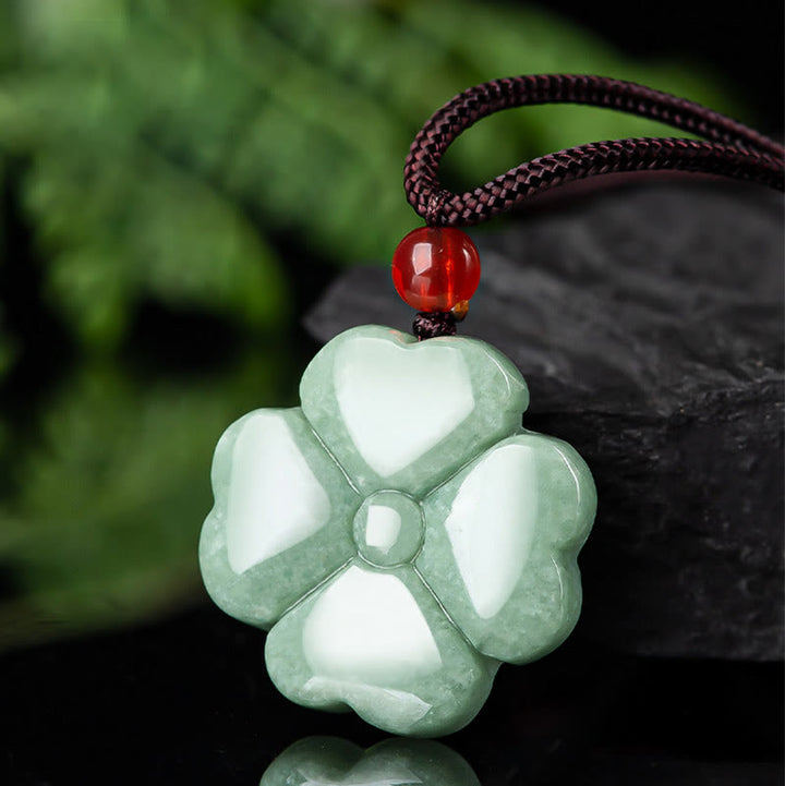Buddha Stones Natuurlijke gelukshanger van jade met klavertje vier, symbool van voorspoed. - image 2