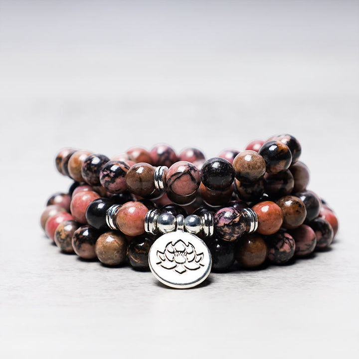Buddha Stones 108 Mala kralen, rhodoniet, lotus, compassie- Armband - image 1