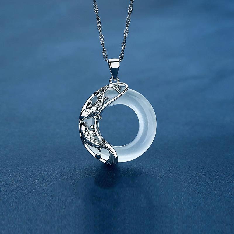 Buddha Stones Natuurlijke witte jade koi Ketting - image 1