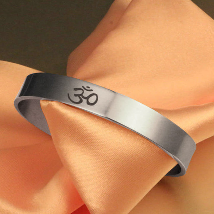 Buddha Stones Bangle OM-symbool mindfulness Manchetarmband - OM-SYMBOOL (Mindfulness♥Verbinding) - image 0
