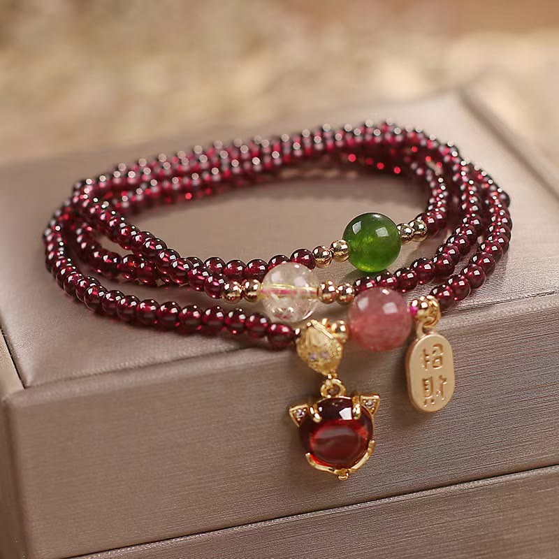 Buddha Stones Natuurlijke granaat aardbeikwarts kristallen vos koi vis vredesgesp geluksbescherming drievoudige Armband - Garnet&Fox (Polsomtrek 14-16 cm) - image 0