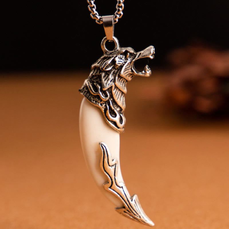Buddha Stones Imitatie wolfstand titanium stalen Ketting - Witte imitatie wolfstand - Slangenbottenketting - image 0