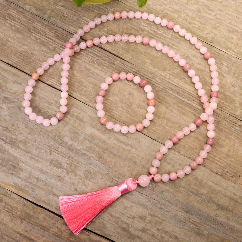 Buddha Stones Armband met 108 Mala kralen, roze kristallen en een liefdeskwastje. - image 1