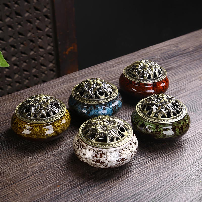 Buddha Stones Keramische wierookbrander met bloemenpatroon voor meditatie en Wierook . - image 1