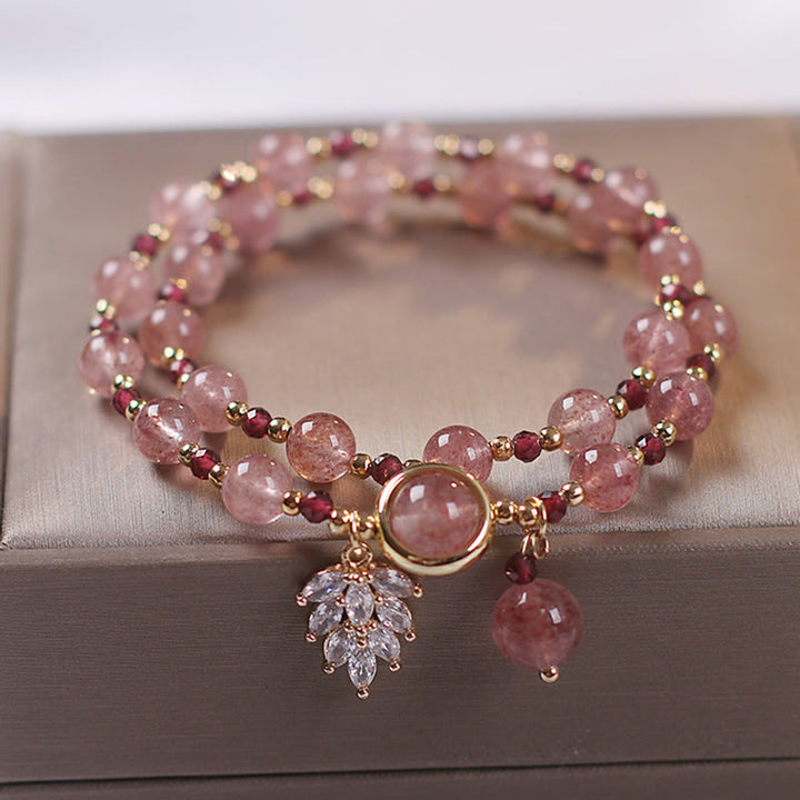 Buddha Stones Armband met dubbele wikkeling, bedeltje van natuurlijk aardbeikwarts, liefdesgenezing en esdoornblad. - image 1