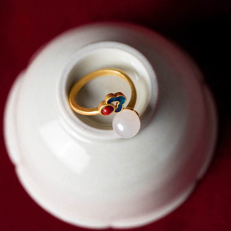 Witte jade Ring met wolkmotief. - image 7