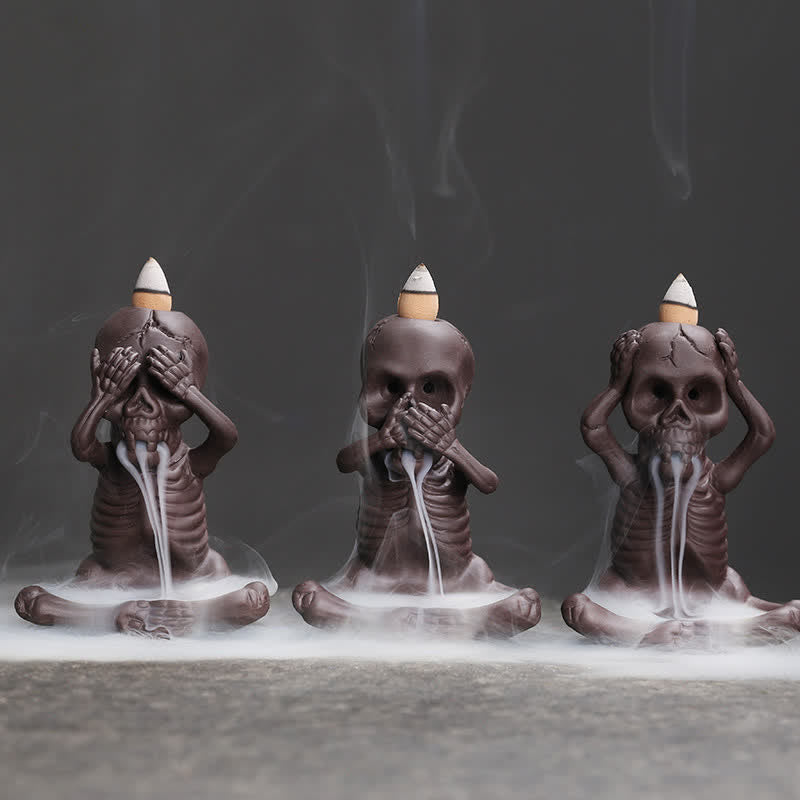 Buddha Stones Kleine schedel spook paarse klei rookfontein met terugstromende rook vrede Wierook decoratie - image 0