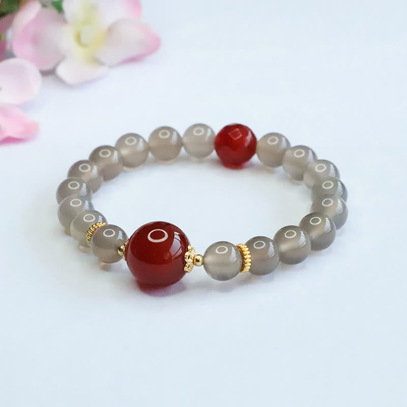 Buddha Stones Armband van natuurlijke grijze chalcedoon en rode agaat - image 1