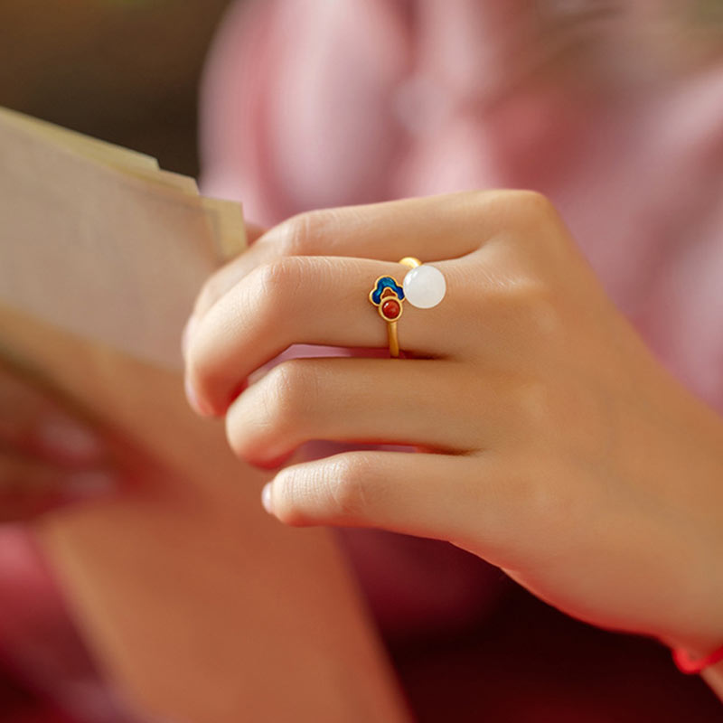 Witte jade Ring met wolkmotief. - image 3