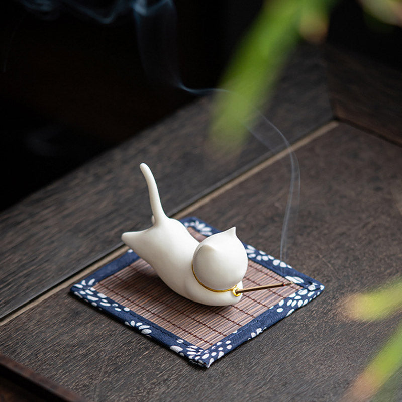 Mooie keramische Wierook met kat-panda-motief ter decoratie - image 4