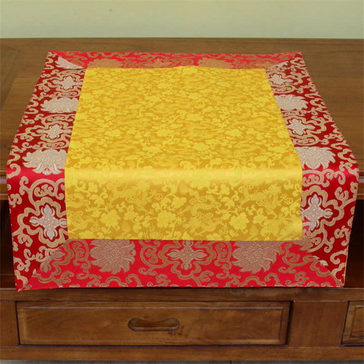 Brokaat gebedsaltaar bloem Vajra draak patroon gelukbrengende symbolen tafelloper - Rode en gele draak - 70*70 cm - image 0