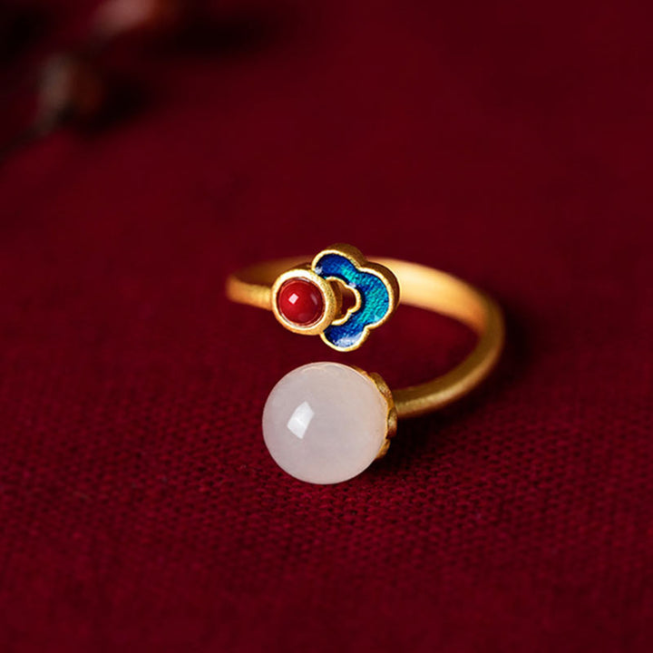 Witte jade Ring met wolkmotief. - image 0