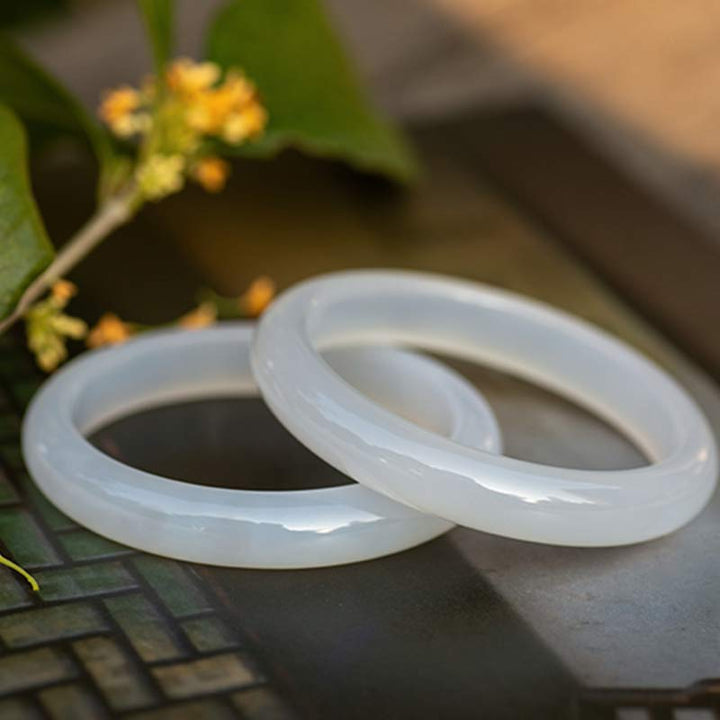 Buddha Stones Natuurlijke chalcedoon Bangle-armband met harmonie- en positieve boodschap. - image 1