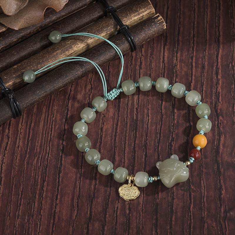 Armband met Chinese dierenriemteken van tijger en jade, een zegeningskoord. - image 3