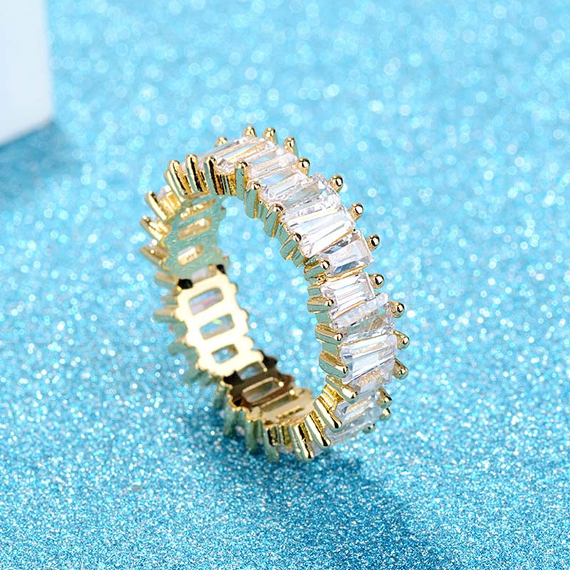 Eenvoudige koperen Ring met patroon, symbool voor rijkdom. - image 5
